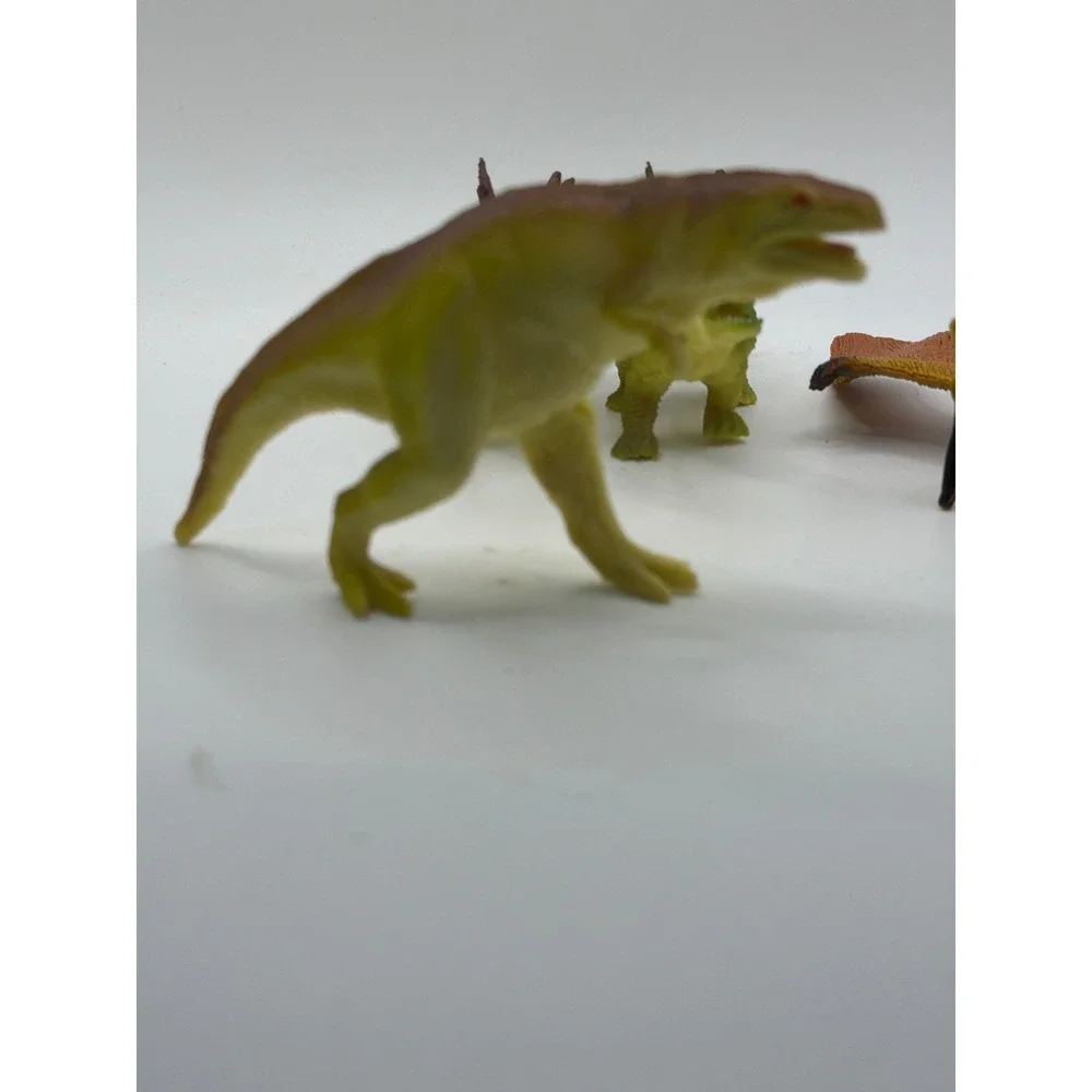 Lot of 5 Mixed Dinosaur Toy Figures Stegosaurus Pterosaur Prehistoric Creatures